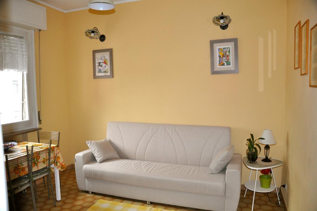 Apartment Montebello Parma Dış mekan fotoğraf